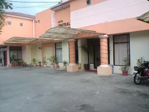 Hotel Central Manado - Image 4