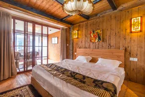 Floral Hotel ·   Zhujiajiao Chayuan Boutique Hotel (Shanghai Zhujiajiao Ancient Town Shop) - Image 3