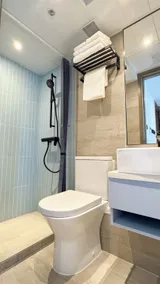 K380 Hotel - Image 3