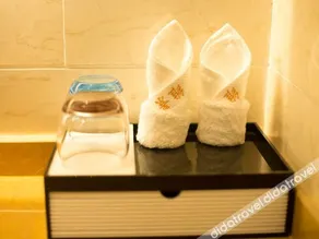 Vision Hotel (Zhijiang Qixing Square) - Image 2