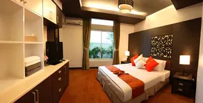 Tachawan Resort & Restaurant - Image 2