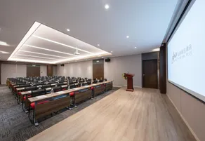 Homeinn Plus Hotel (Tai'an Beishanggao Street Wuyue Plaza) - Image 4