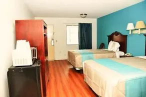 Motel 6 Sumter SC - Image 2