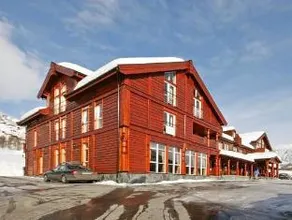Vossestrand Hotel & Apartments - Image 2