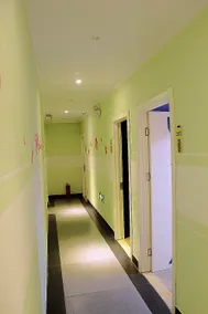 Aike100 Chain Hotel (Qingdao Youth Football Field Liuting Metro Station Branch) - Image 4