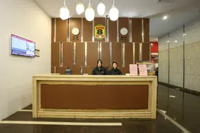 Super 8 Hotel (Guangzhou Panyu Shiqiao, Yifa Pedestrian Street) - Image 4