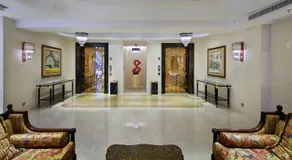 Count Diamond Hotel - Image 2