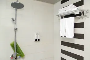 Xingang Express Hotel - Image 4