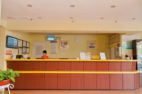 Home Inn Huaxuan Hotel (Dongying West 2nd Road Branch) - Image 3