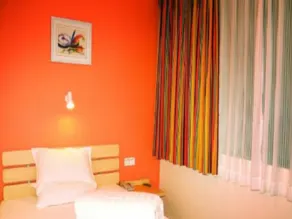 7Days Inn Zhuzhou Central Square - Image 5