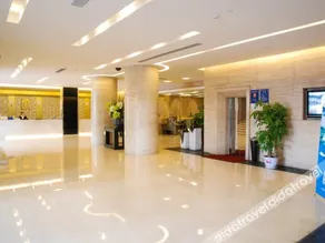 Plato Holiday Hotel - Image 4