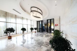 Longhu Hotel - Image 4
