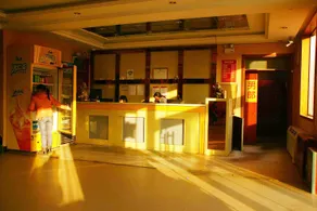 Junyue Huating Holiday Hotel - Image 5