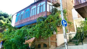 Sunny Tiflis - Image 5