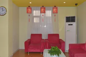 Yiju Hotel (Tianjin Binhai Seventh Avenue Branch) - Image 5