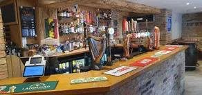 Odddfellows Hotel Bar and Grill - Image 4