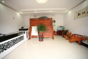 Yunlong Hotel - Image 5