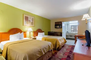 Baymont By Wyndham Williamsburg - Image 4