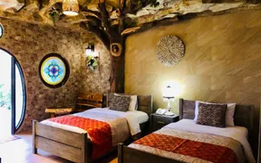 Seruni Hotel Hobbit House - Image 4