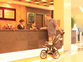 Zhongtian Huanghai Hotel - Image 2