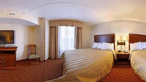 Spark by Hilton Woodbridge - Image 3