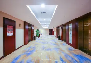 Honor International Hotel - Image 4