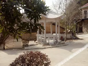 Yishan Erju Hotel - Image 4