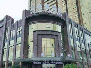 Ranze Hotel - Image 5
