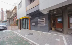 Kw Hongdae Line Hostel - Image 2