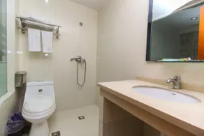 Fanhua Hotel - Image 4