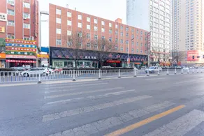 Lvliang Dingjiang Business Hotel - Image 3