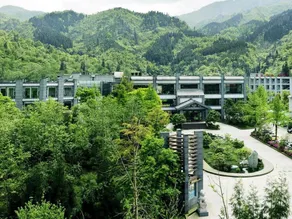 Hongya Qiliping Huasheng Hot Spring Hotel (Zero km) - Image 4