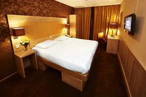 Hotel 74 - Image 3