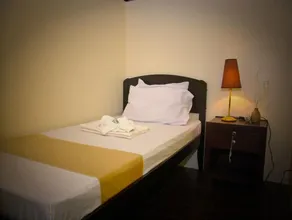 BP International Hotel by ZEN Rooms - Image 3