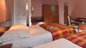 Hotel Du Roule - Image 4