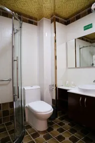 Phoenix Business Hotel - Image 4