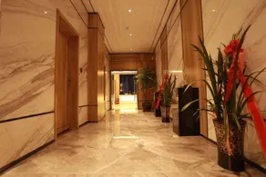 Paris Hotel - Image 4