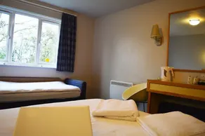 OYO Sunrise Hotel, A46 N Leicester - Image 4