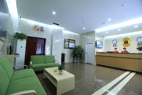 Super 8 Hotel(Yulin Yuanyang Lake) - Image 3