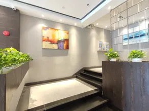 V+ Leisure & Fashion Hotel (Huizhou Ganghui Shopping Center Flagship Store) - Image 4