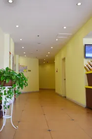 Home Inn Hotel (Jingdezhen Chinese Cermic City West Passenger Station) - Image 4