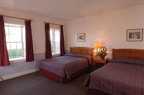 Crater Lake Lodge - Image 5
