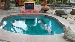 Rongjia Guoyun Hot Spring Resort - Image 4