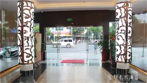 Golden Sunshine Hotel - Image 5