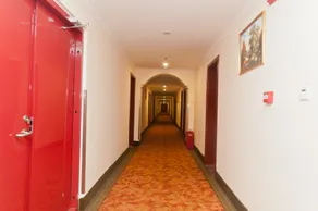 ELong Ruiyun Hotel (Sanhe Yanjiao Station CNOOC Street Store) - Image 2