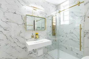 Luxury Living in the Heart of NY - Image 4