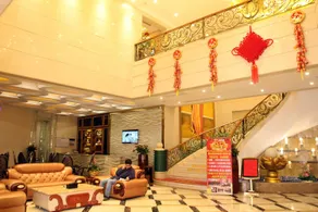 Yijing Hotel - Image 5