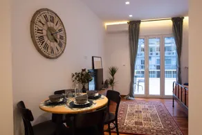 Phaedrus Living: City Luxury Flat Mavromichali - Image 4