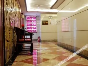 Gold Phoenix Hotel - Image 3