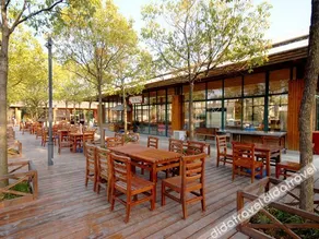 Chaohu Fragrant Hotspring Spa Resort - Image 2